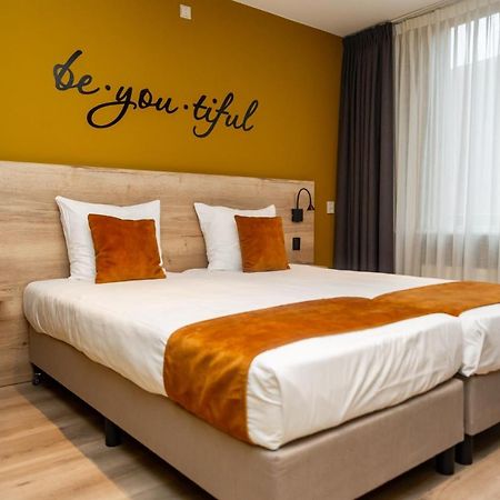 Hotel Onder De Linden Roden Eksteriør billede