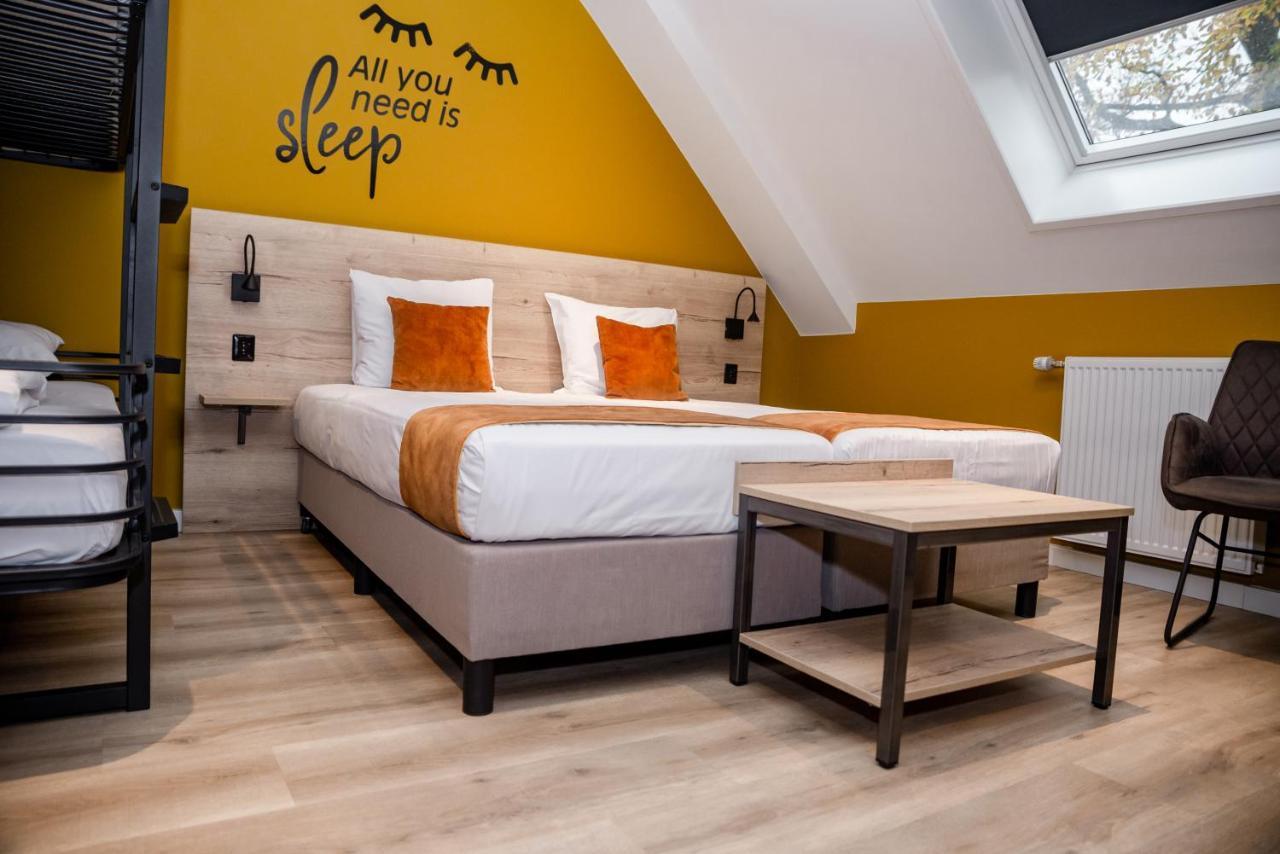 Hotel Onder De Linden Roden Eksteriør billede